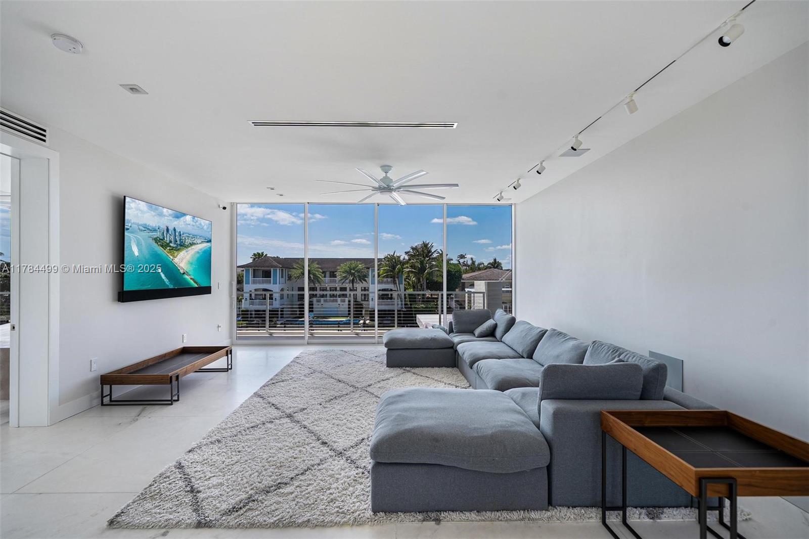 CORAL BAY SEC B - Residential
