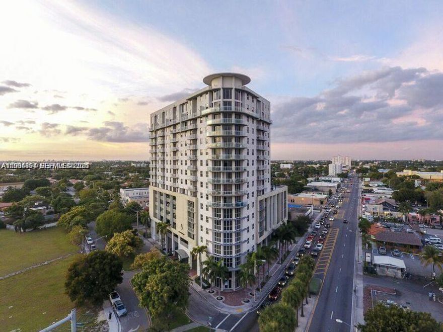 Prime Location, Spacious Living, and Unique Zoning Opportunity.
Ideally situated just 5–10 minutes from Brickell, Downtown, the Medical District, Coral Gables, and Coconut Grove, this centrally located unit offers unbeatable convenience.
This beautiful and exceptionally spacious 1-bedroom, 1-bath residence features an open-concept floor plan with wood-style flooring throughout. Enjoy the comfort and practicality of an in-unit washer and dryer.
The building provides excellent amenities, including 24-hour security, a fully equipped gym, and a sun deck for relaxation.
A rare find, this is one of only four units in the building with mixed commercial/residential zoning—offering unique flexibility and potential.
The bathroom has been recently remodeled, adding a modern touch to this already desirable space.