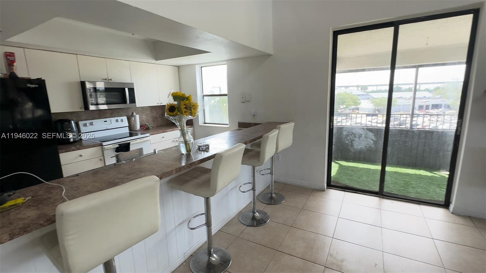 PARKWAY GROVE CONDO PART - Residential