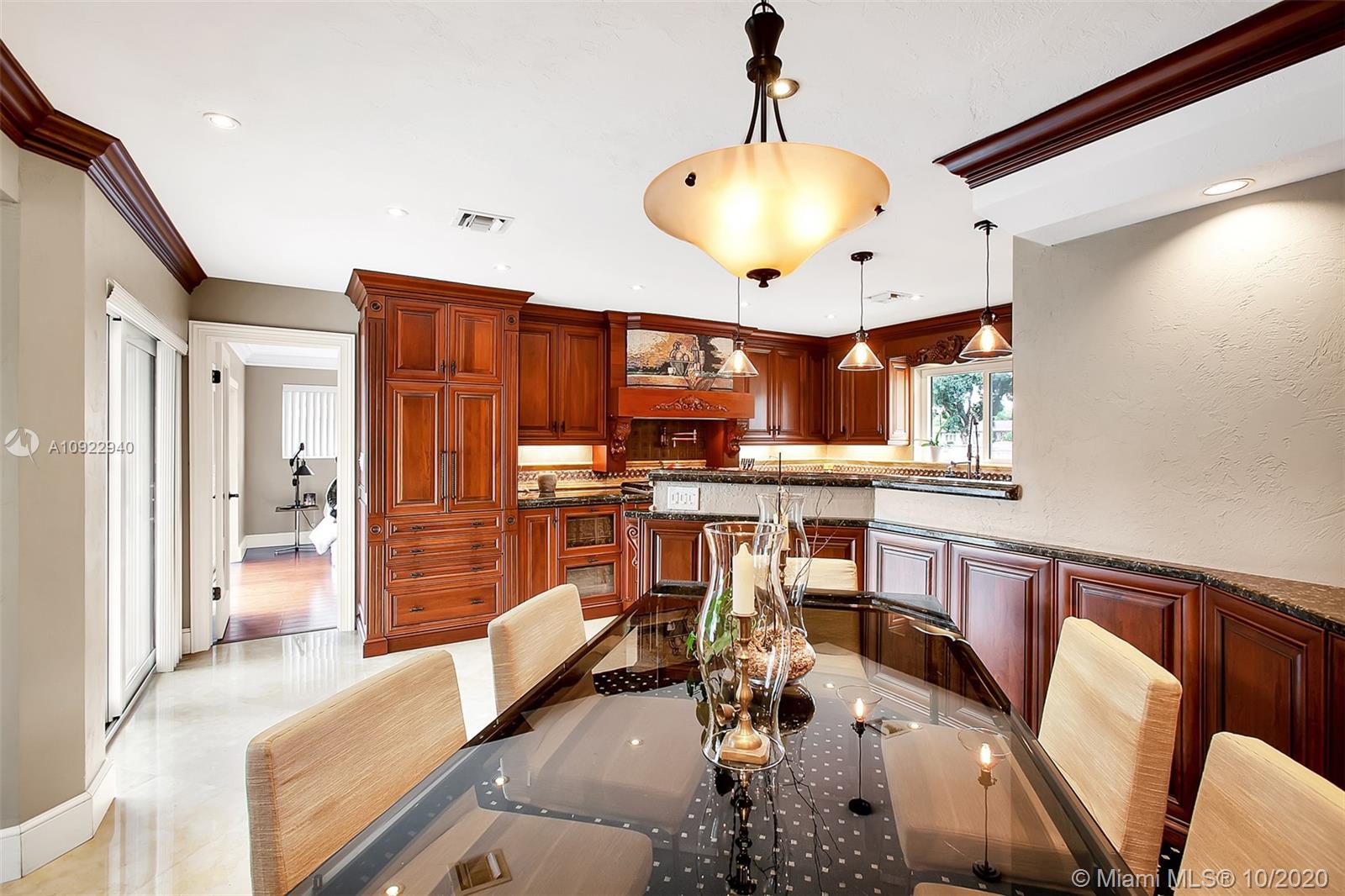 PLANTATION PARK - Residential