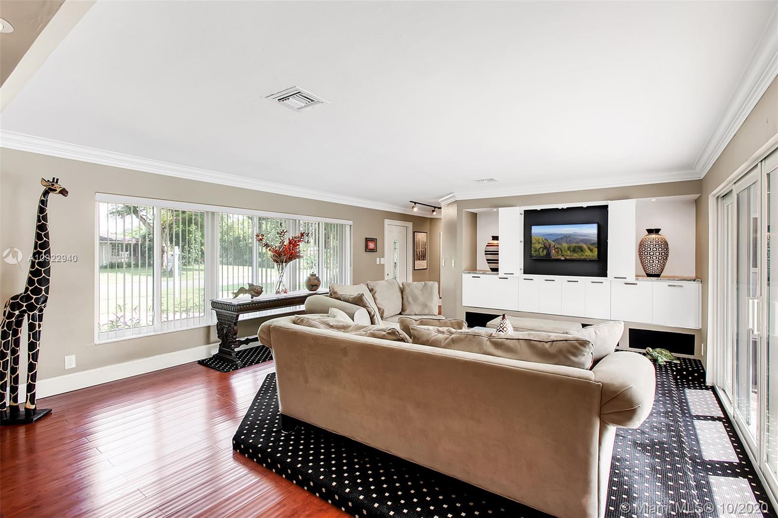 PLANTATION PARK - Residential