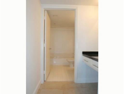 THE FLORIDIAN CONDO - Residential Lease