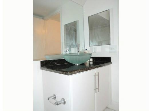 THE FLORIDIAN CONDO - Residential Lease