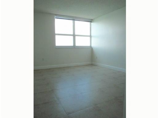 THE FLORIDIAN CONDO - Residential Lease