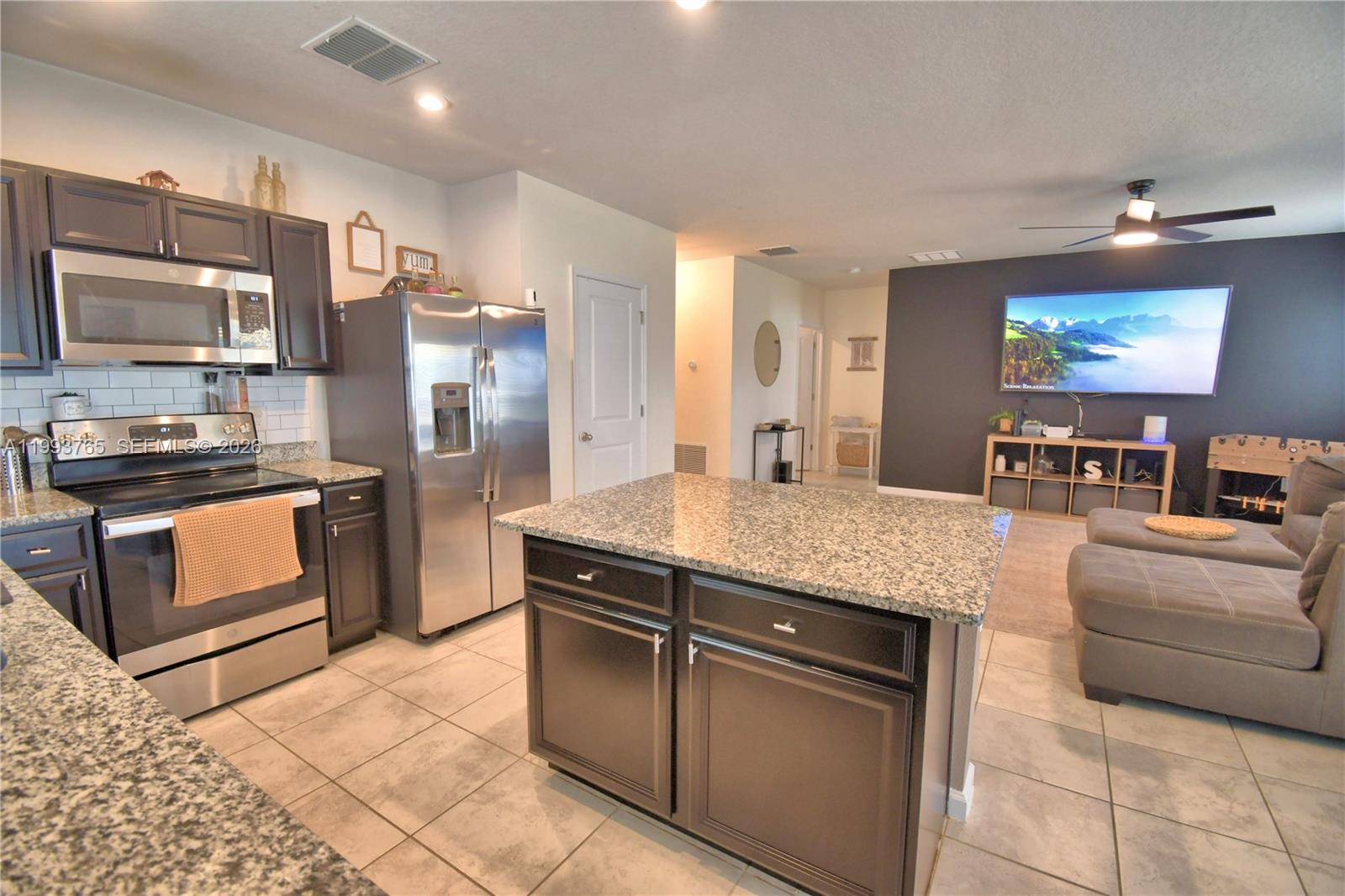 EAGLE LANDING PHASE I - Residential