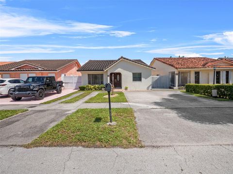 10211 NW 128th Ter Hialeah Gardens FL 33018