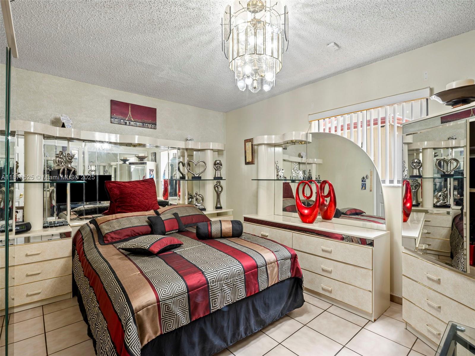10211 NW 128th Ter