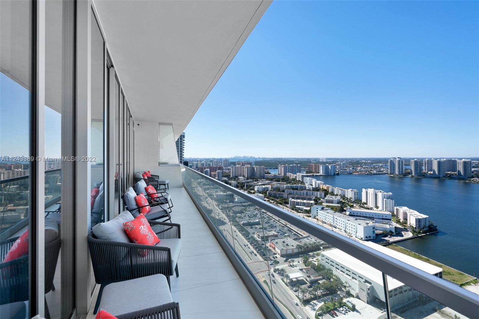 Turnberry Ocean Club - Residential Lease