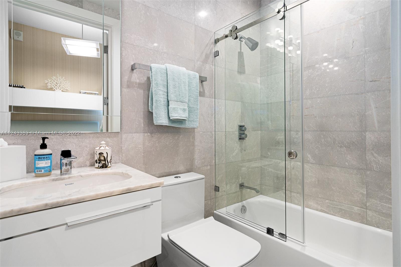 Turnberry Ocean Club - Residential Lease