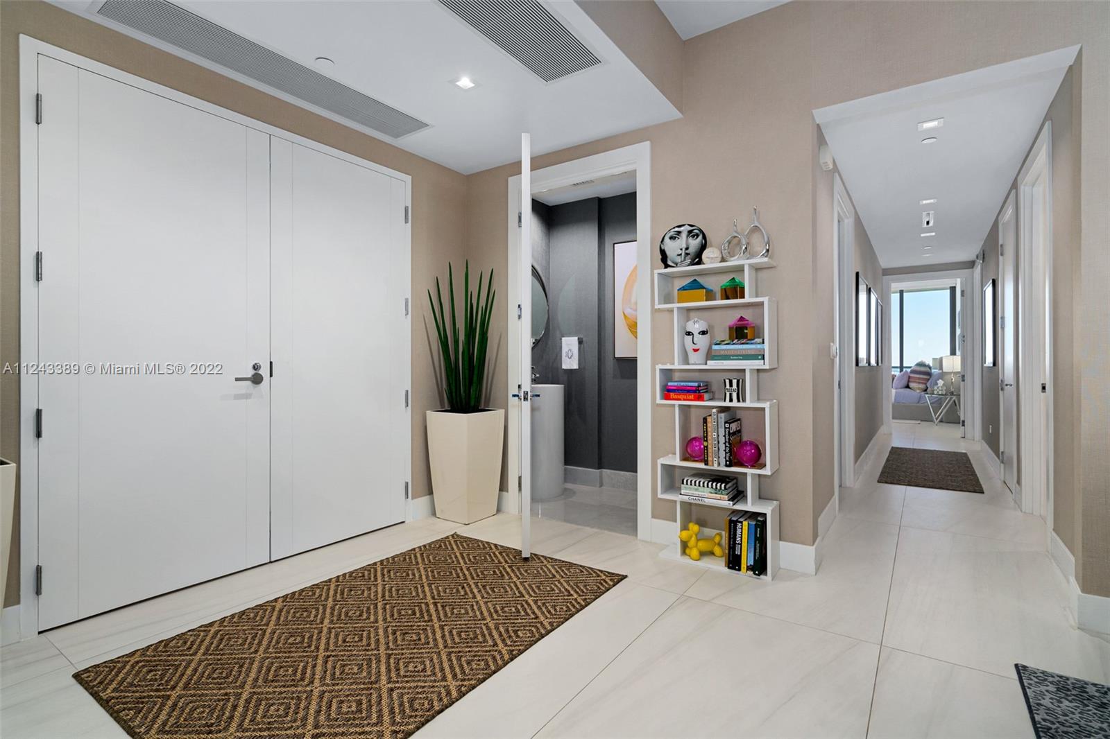 Turnberry Ocean Club - Residential Lease
