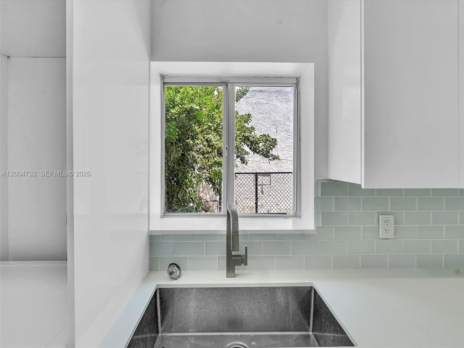 SAN SOUCI ESTATES - Residential Lease