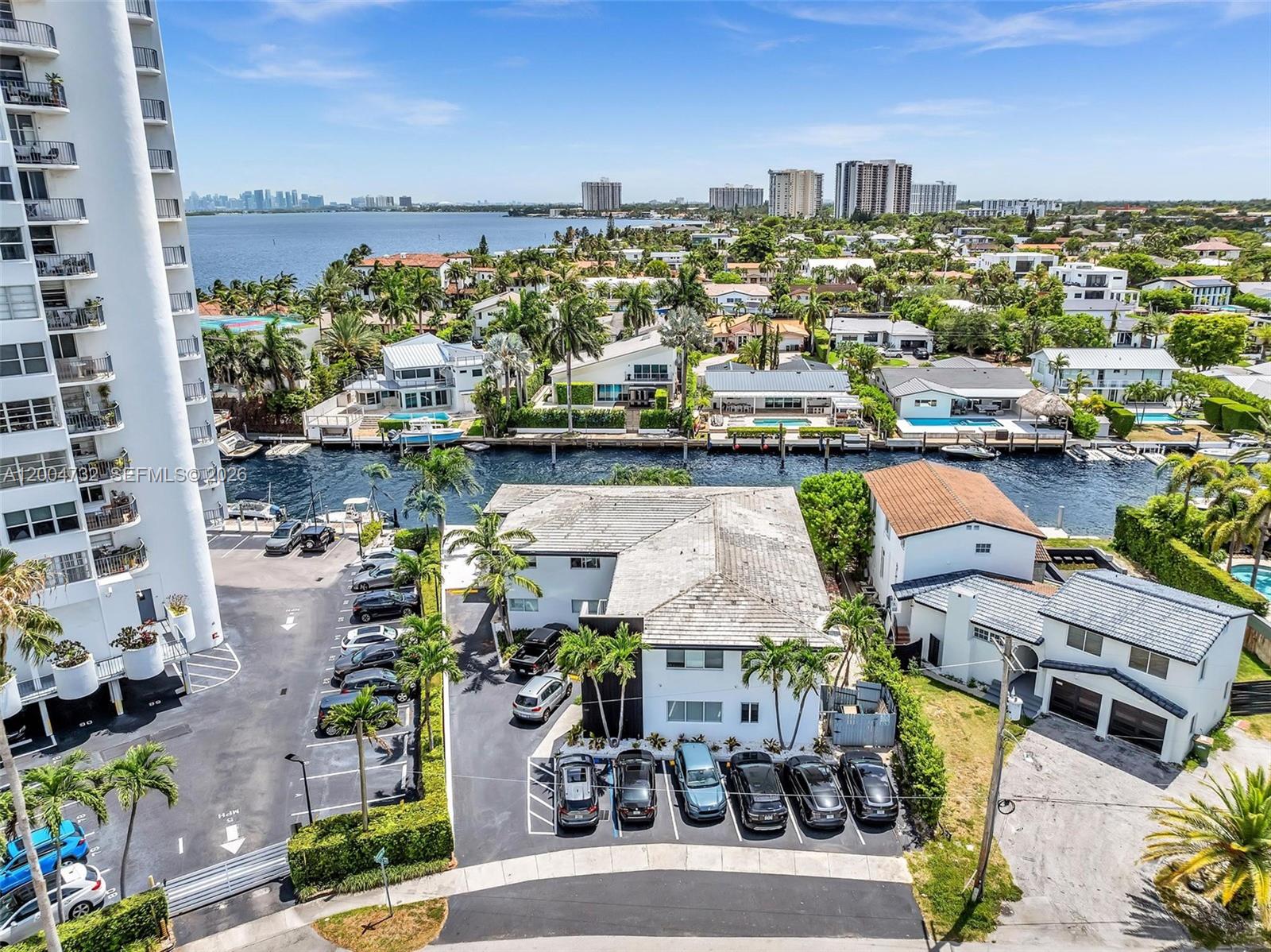 SAN SOUCI ESTATES - Residential Lease