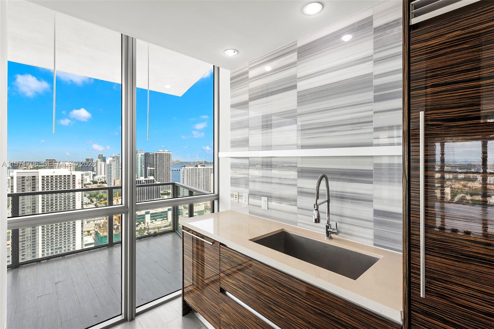 MARQUIS CONDO - Residential Lease