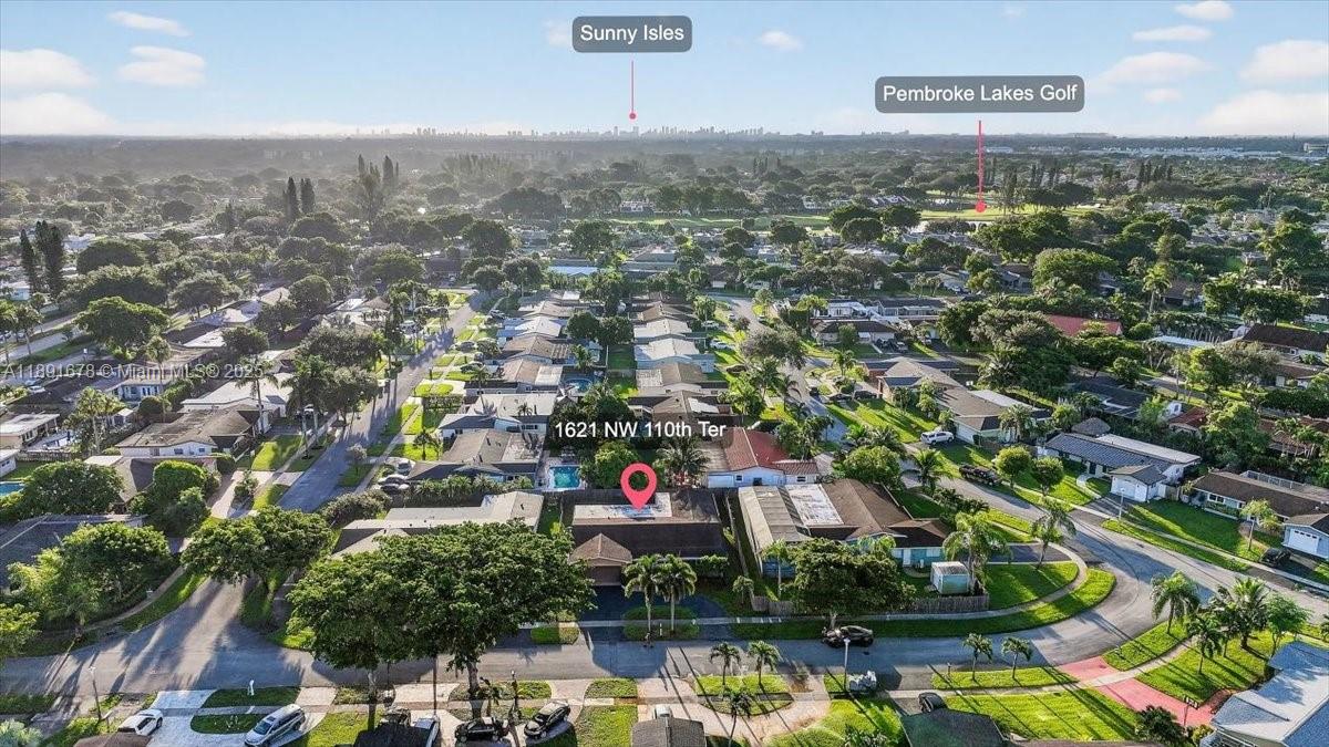 PEMBROKE LAKES SEC 5 - Residential