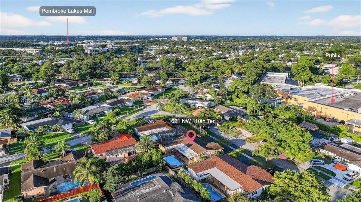 PEMBROKE LAKES SEC 5 - Residential