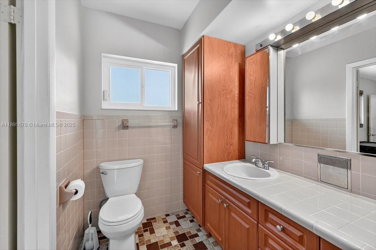 PEMBROKE LAKES SEC 5 - Residential