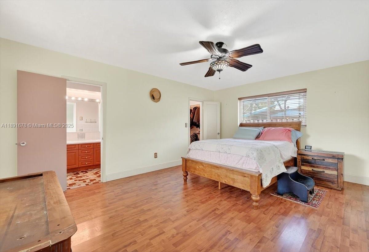 PEMBROKE LAKES SEC 5 - Residential