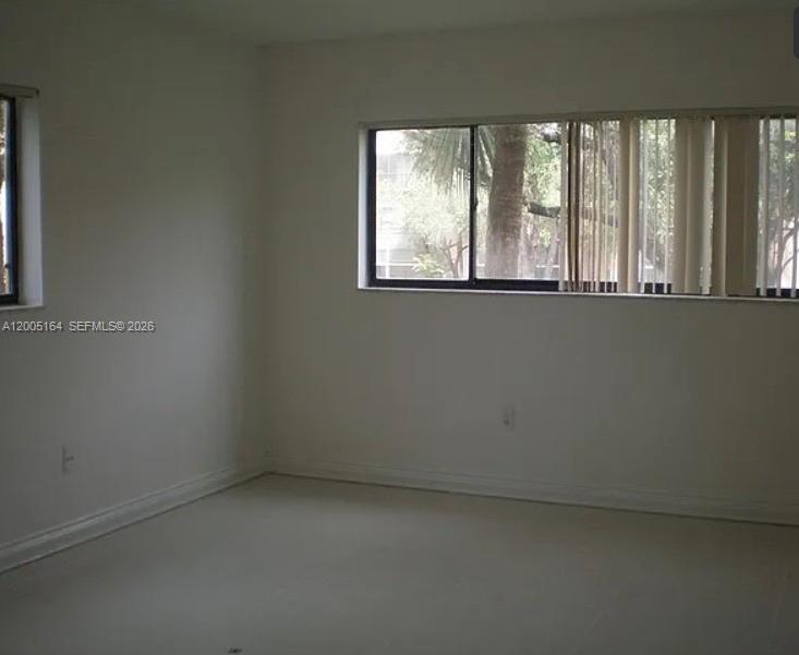 HORIZONS WEST CONDO #7 - Residential