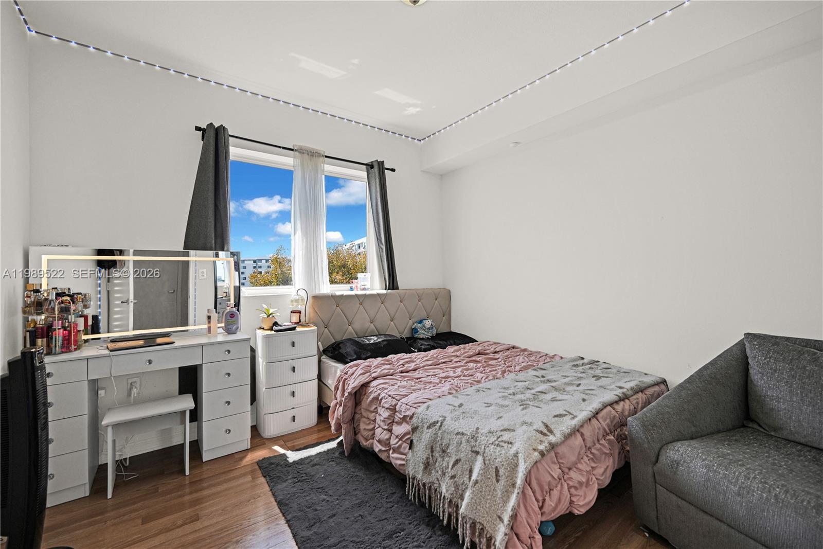 PARADISE POINTE CONDO - Residential