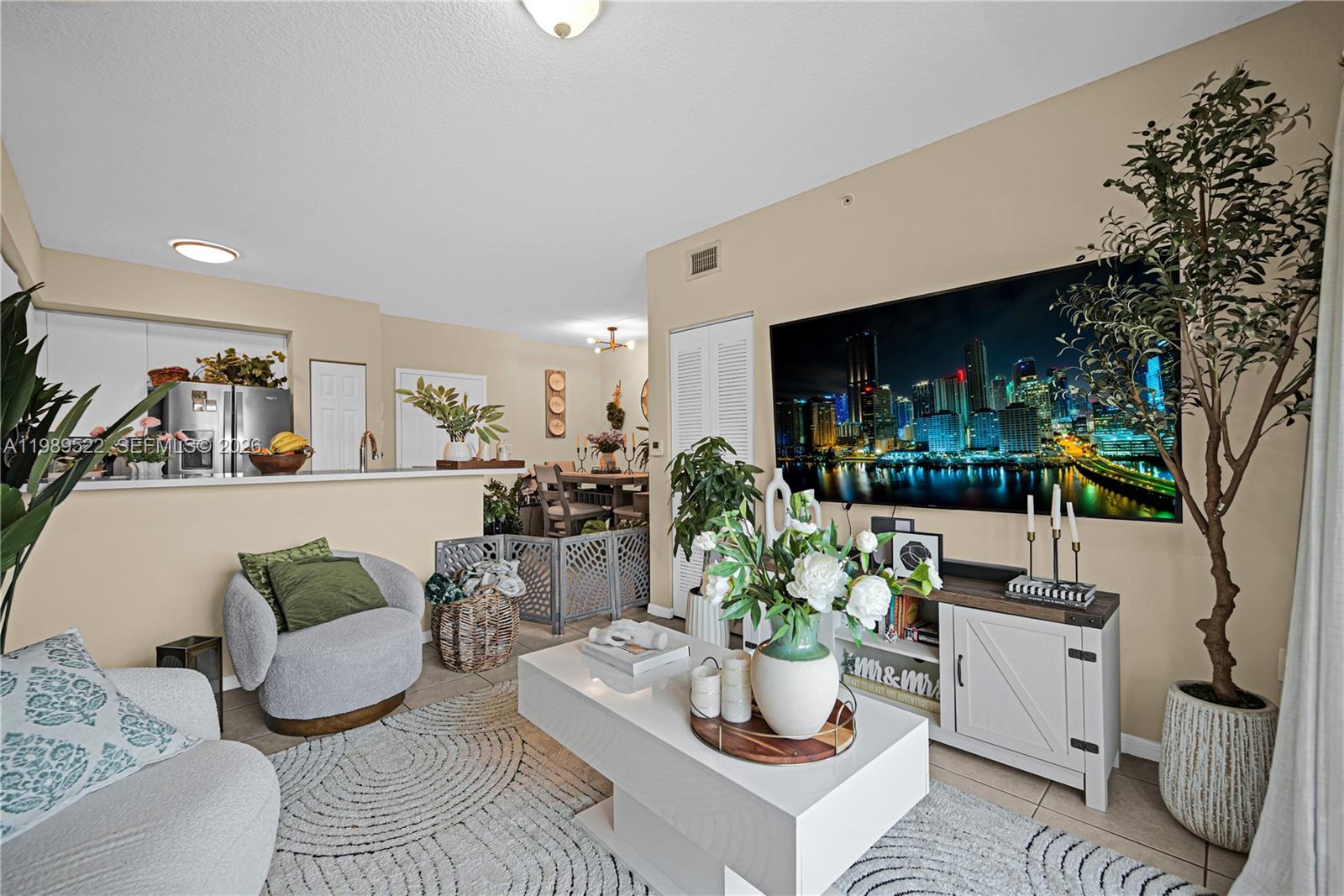 PARADISE POINTE CONDO - Residential