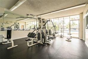 2350 NE 135th St 510