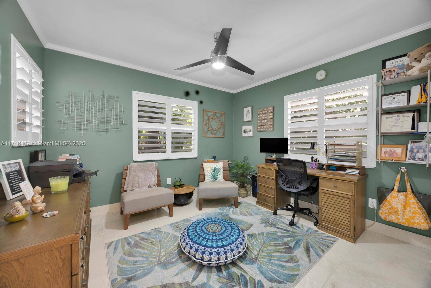 CORAL ESTATES - Residential