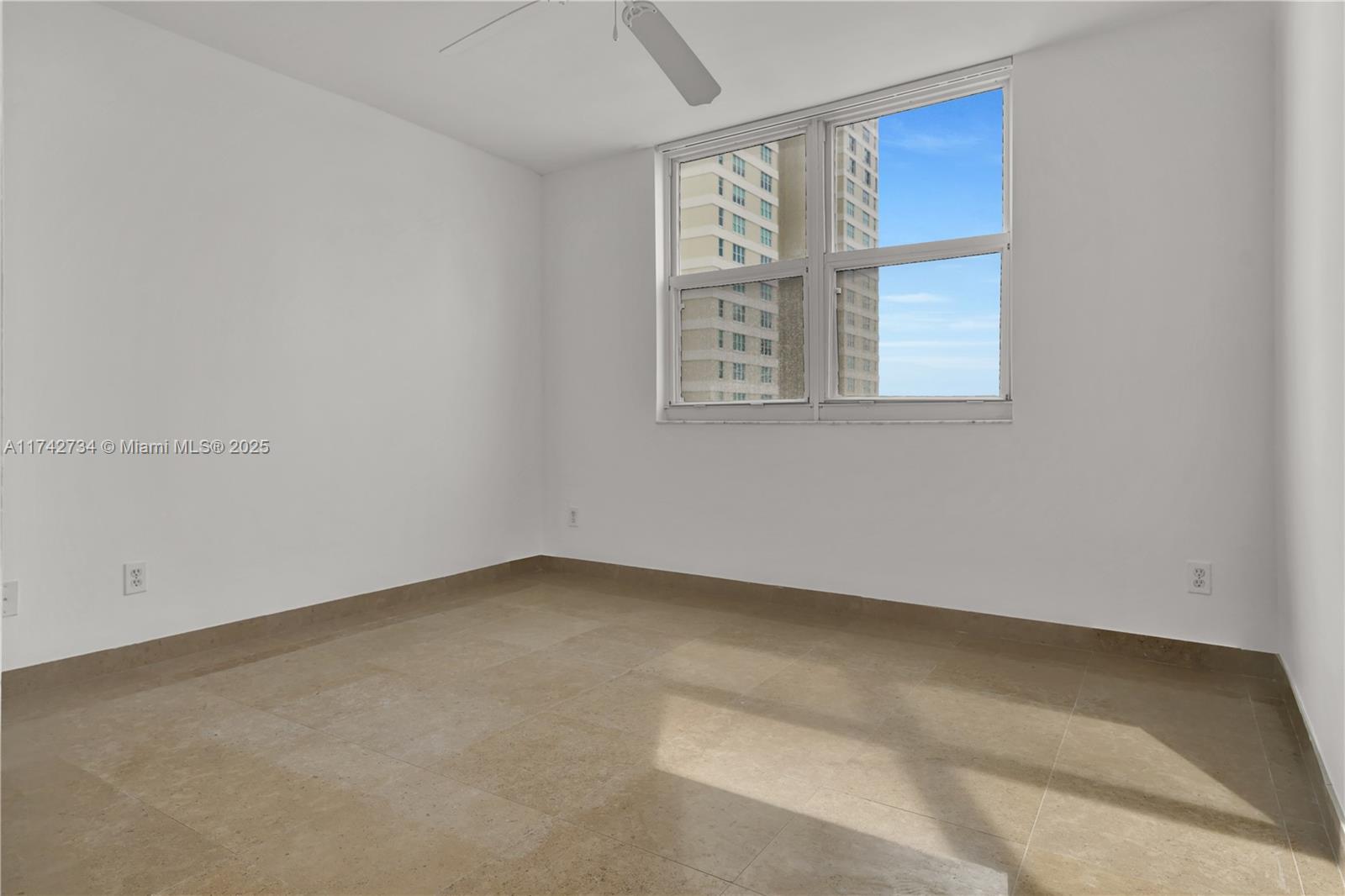 ISOLA CONDO - Residential Lease