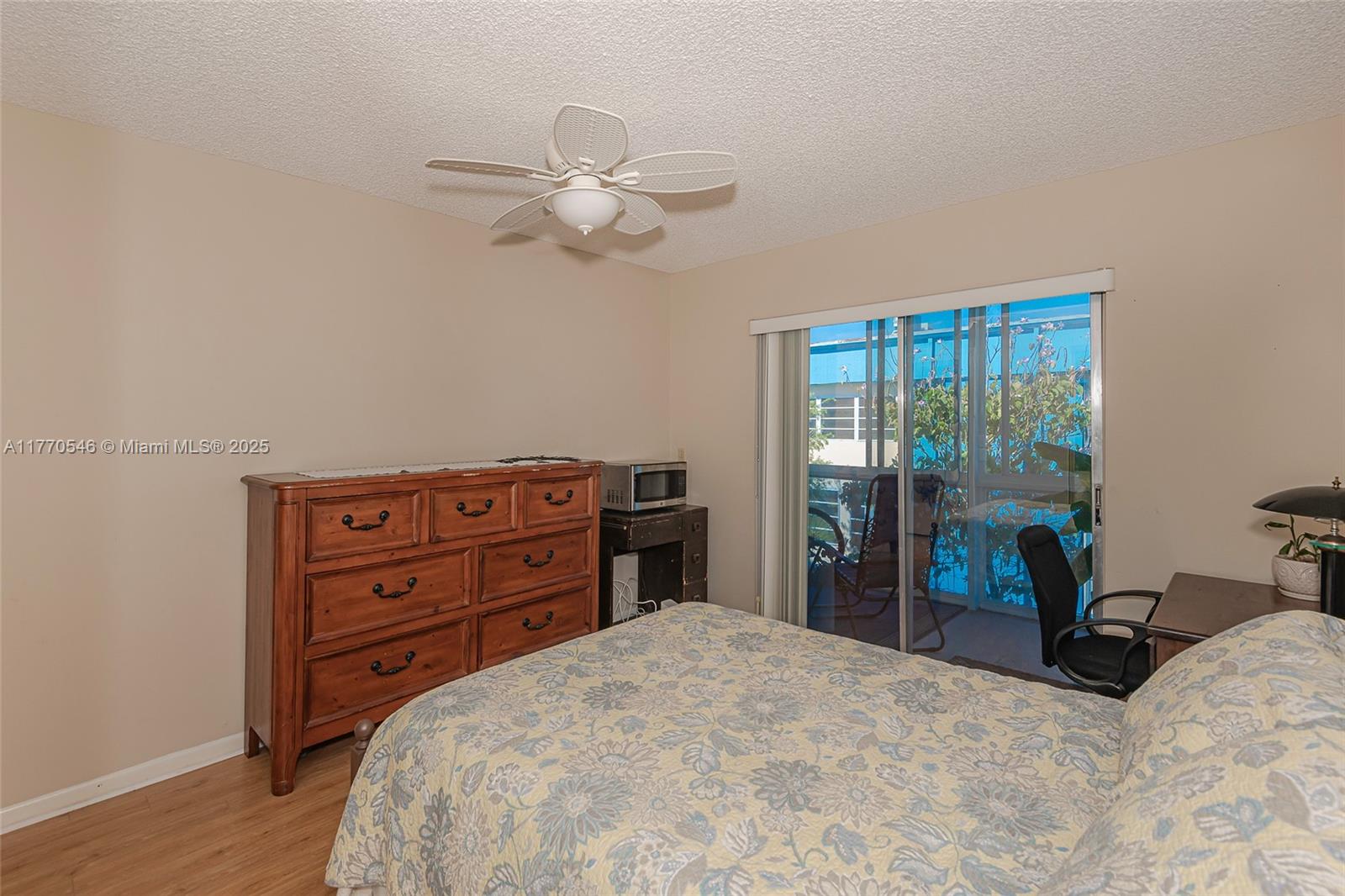 KINGS POINT BURGUNDY COND - Residential