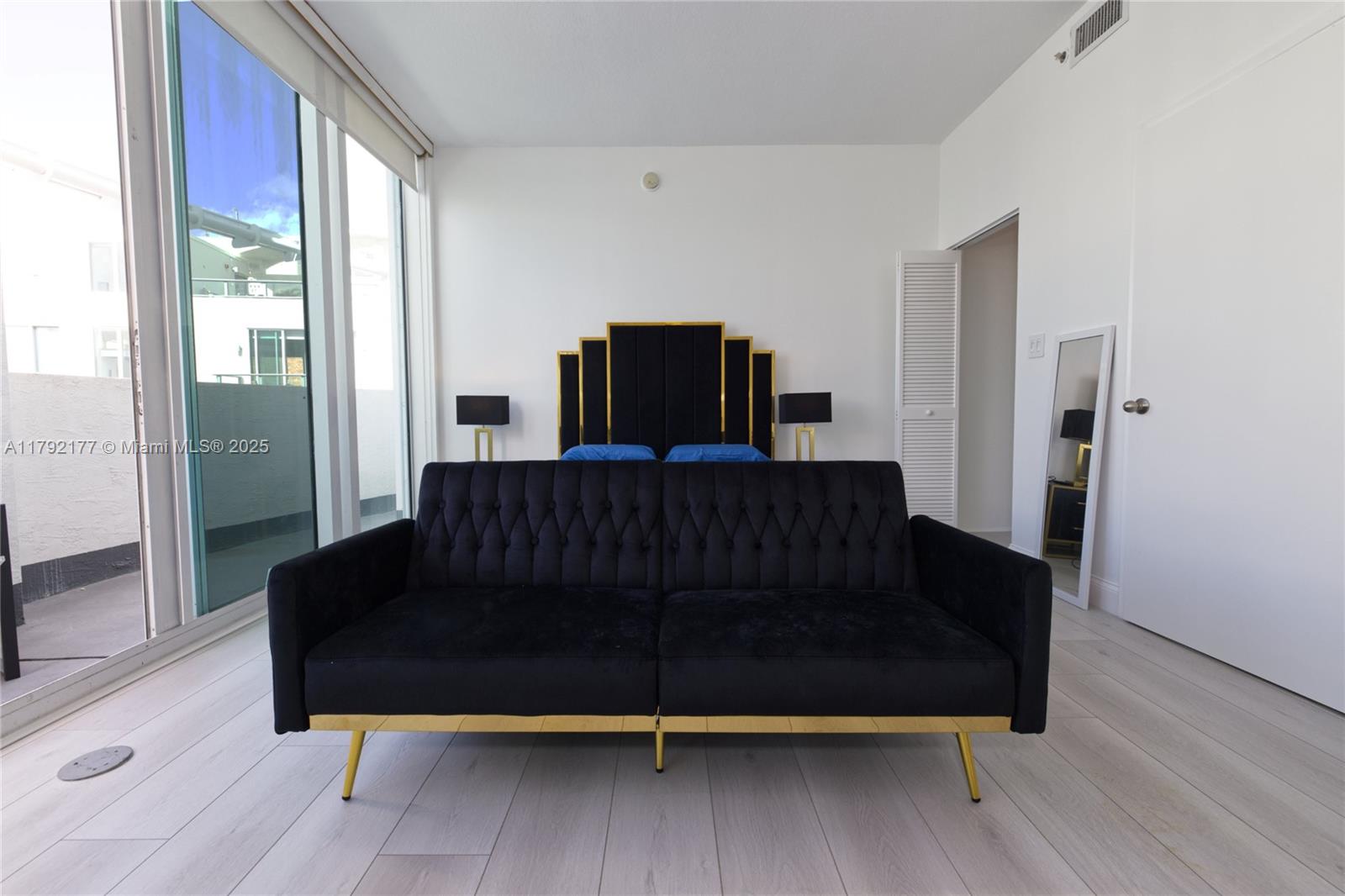 REGATTA AT INDIAN CREEK C - Residential Lease