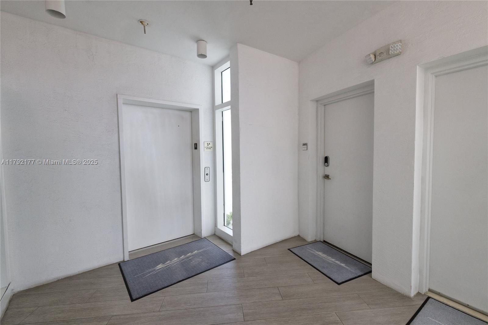 REGATTA AT INDIAN CREEK C - Residential Lease