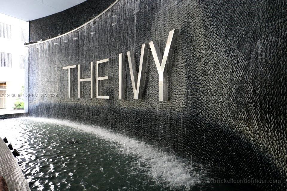 IVY CONDO - Residential Lease