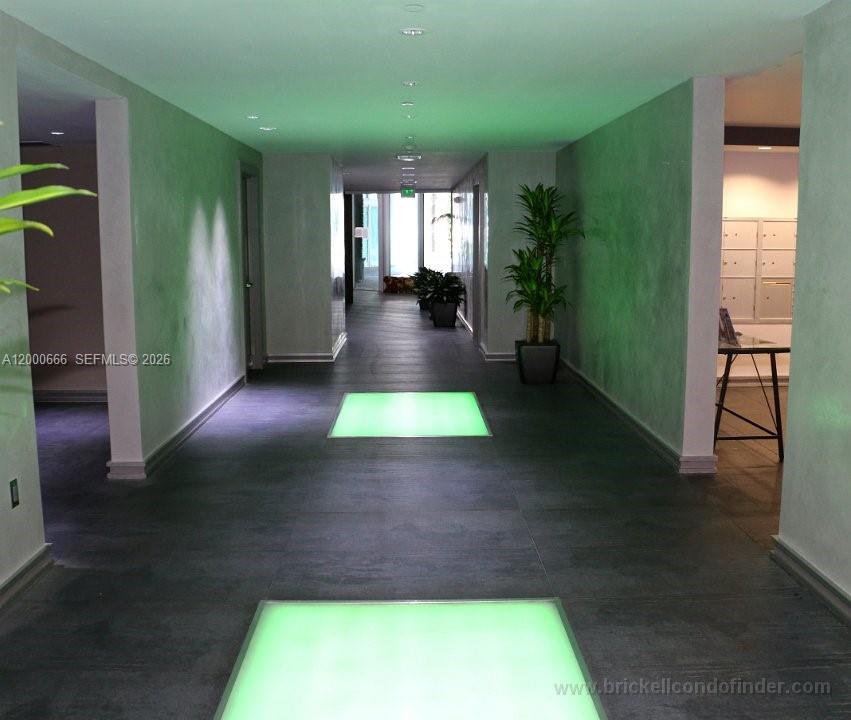 IVY CONDO - Residential Lease