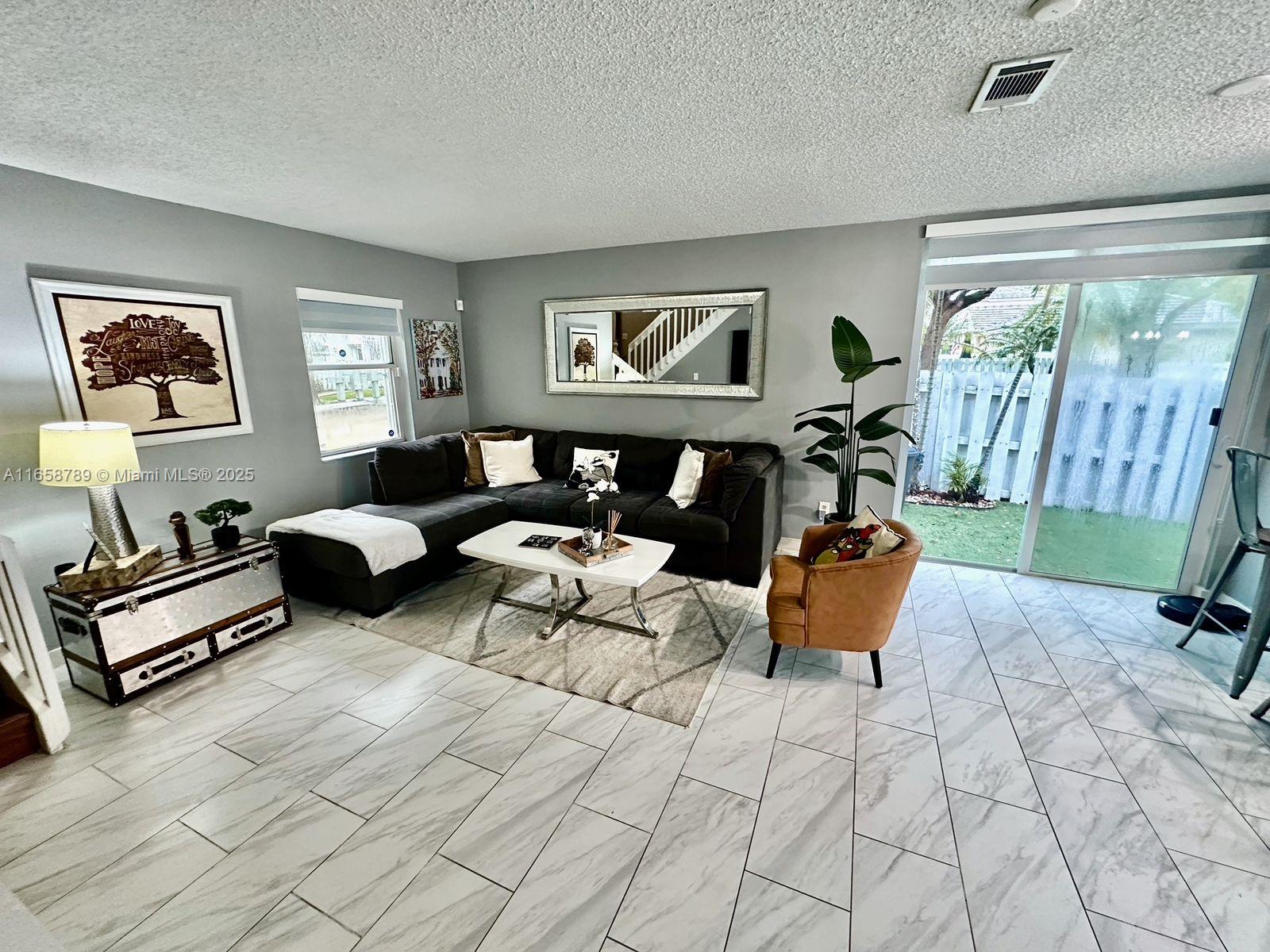 JACARANDA PARCEL 216 - Residential
