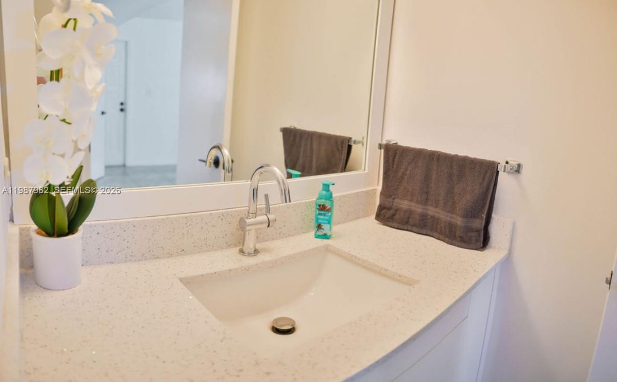 HOLLYBROOK GOLF AND TENNIS - Residential Lease