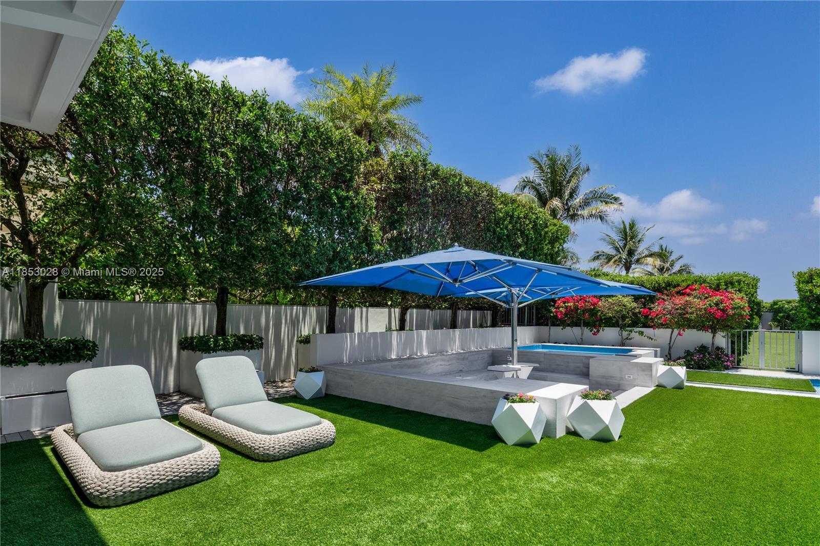 ALTOS DEL MAR NO 1 - Residential