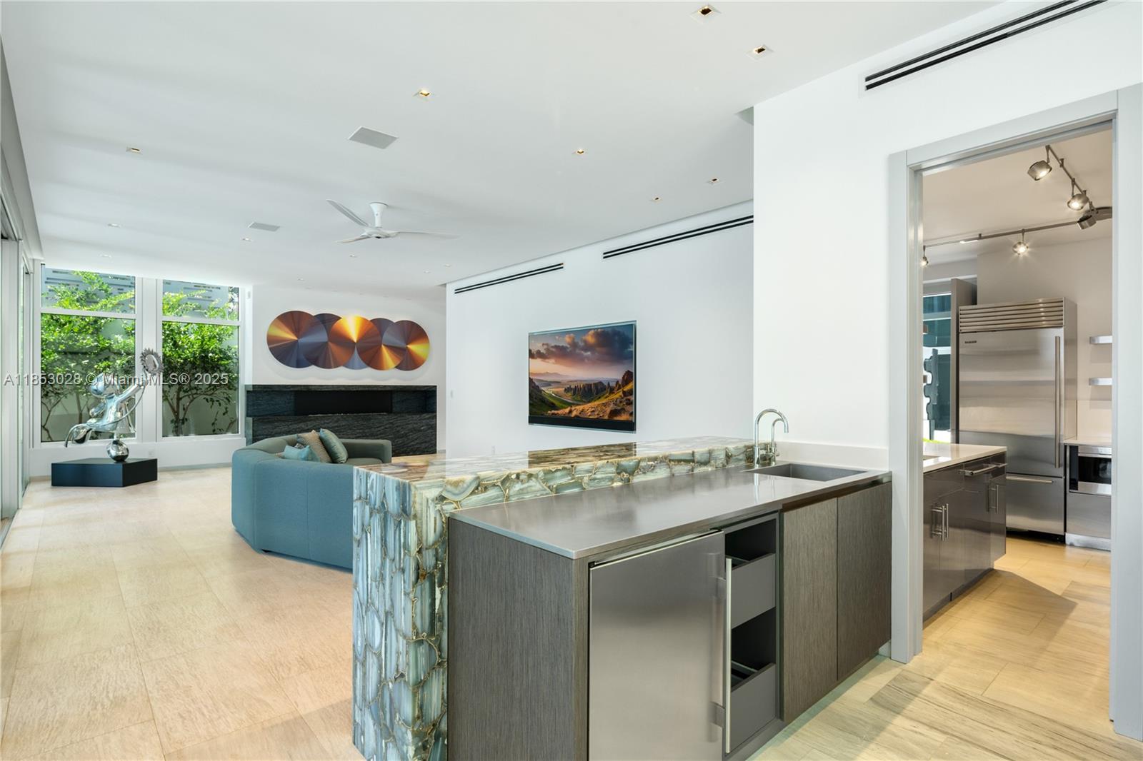 ALTOS DEL MAR NO 1 - Residential