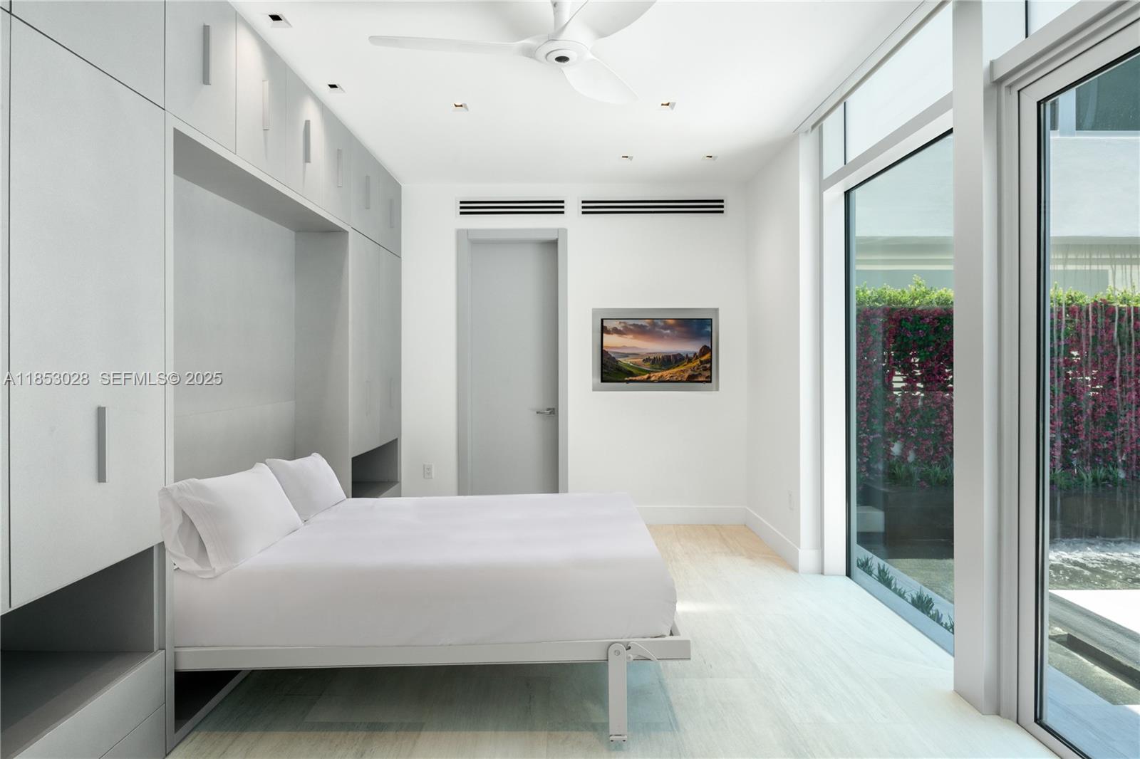 ALTOS DEL MAR NO 1 - Residential