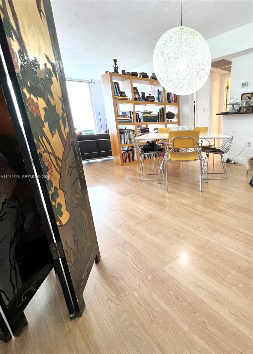 ISLAND POINTE CONDO - Residential