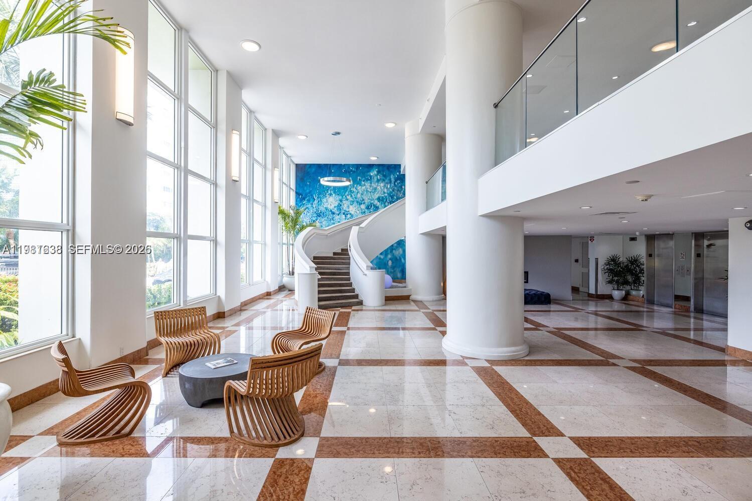 ISLAND POINTE CONDO - Residential