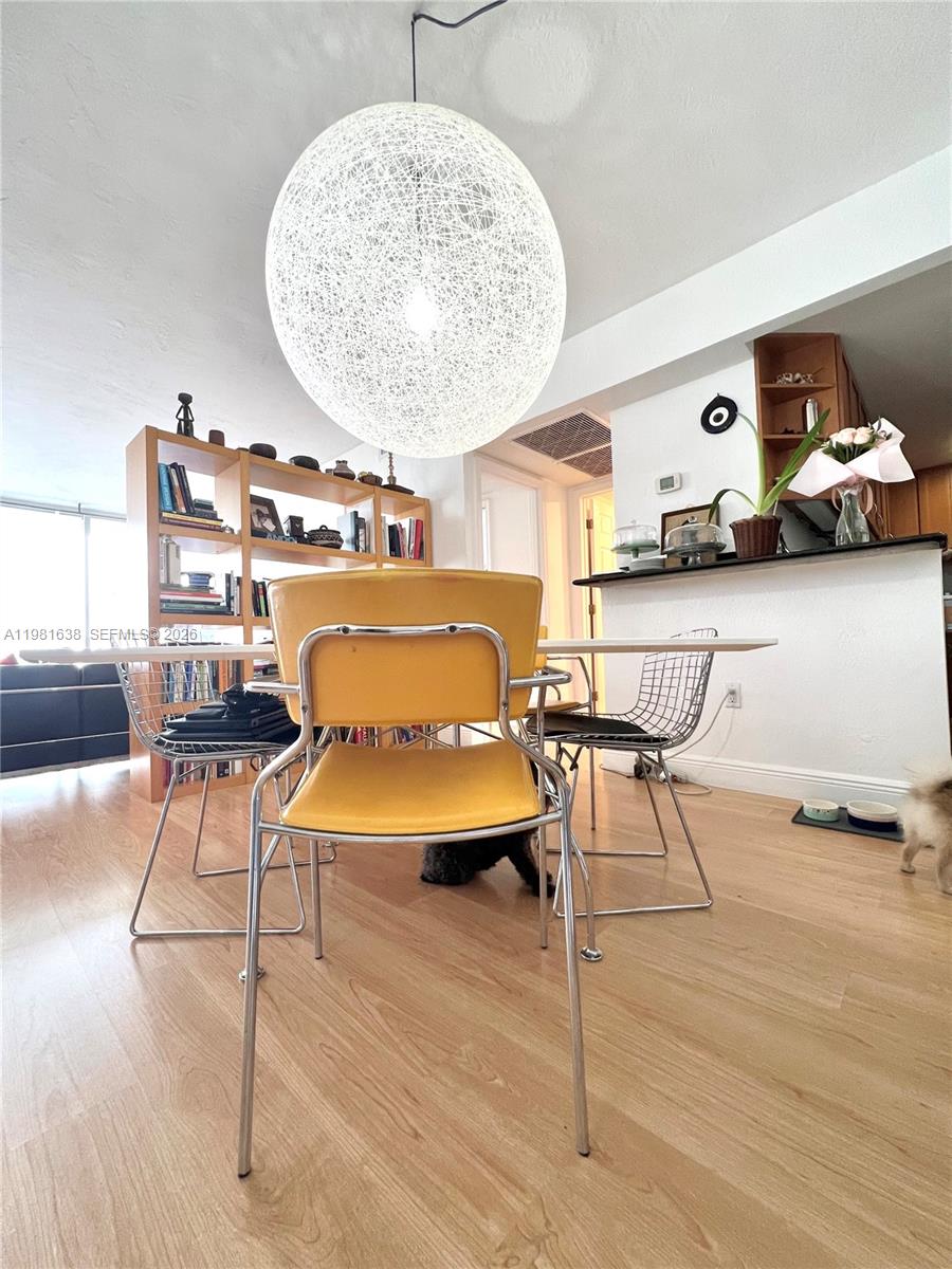 ISLAND POINTE CONDO - Residential