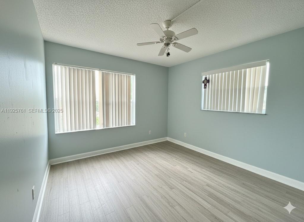 ORIOLE GOLF & TENNIS CLUB - Residential