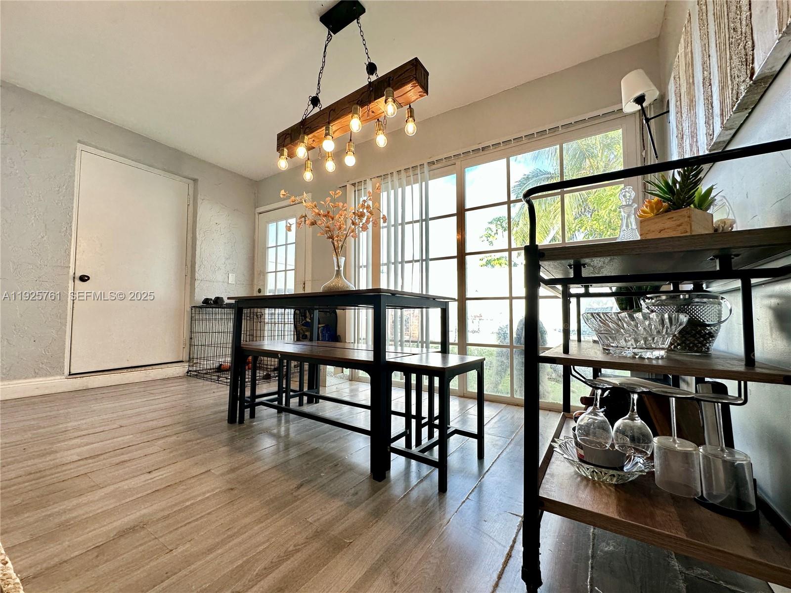 ORIOLE GOLF & TENNIS CLUB - Residential