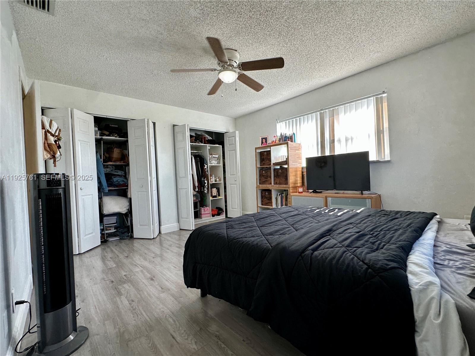 ORIOLE GOLF & TENNIS CLUB - Residential