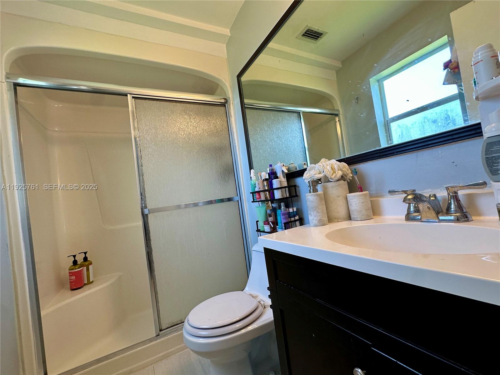 ORIOLE GOLF & TENNIS CLUB - Residential