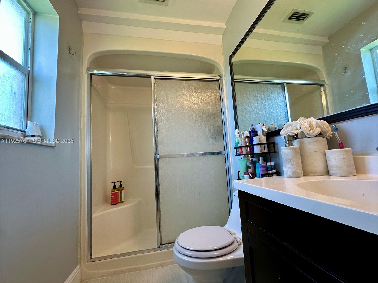 ORIOLE GOLF & TENNIS CLUB - Residential