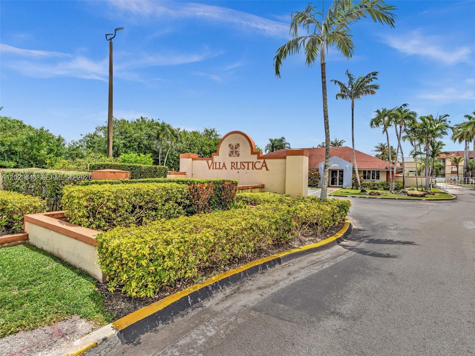 VILLA RUSTICA I CONDO - Residential