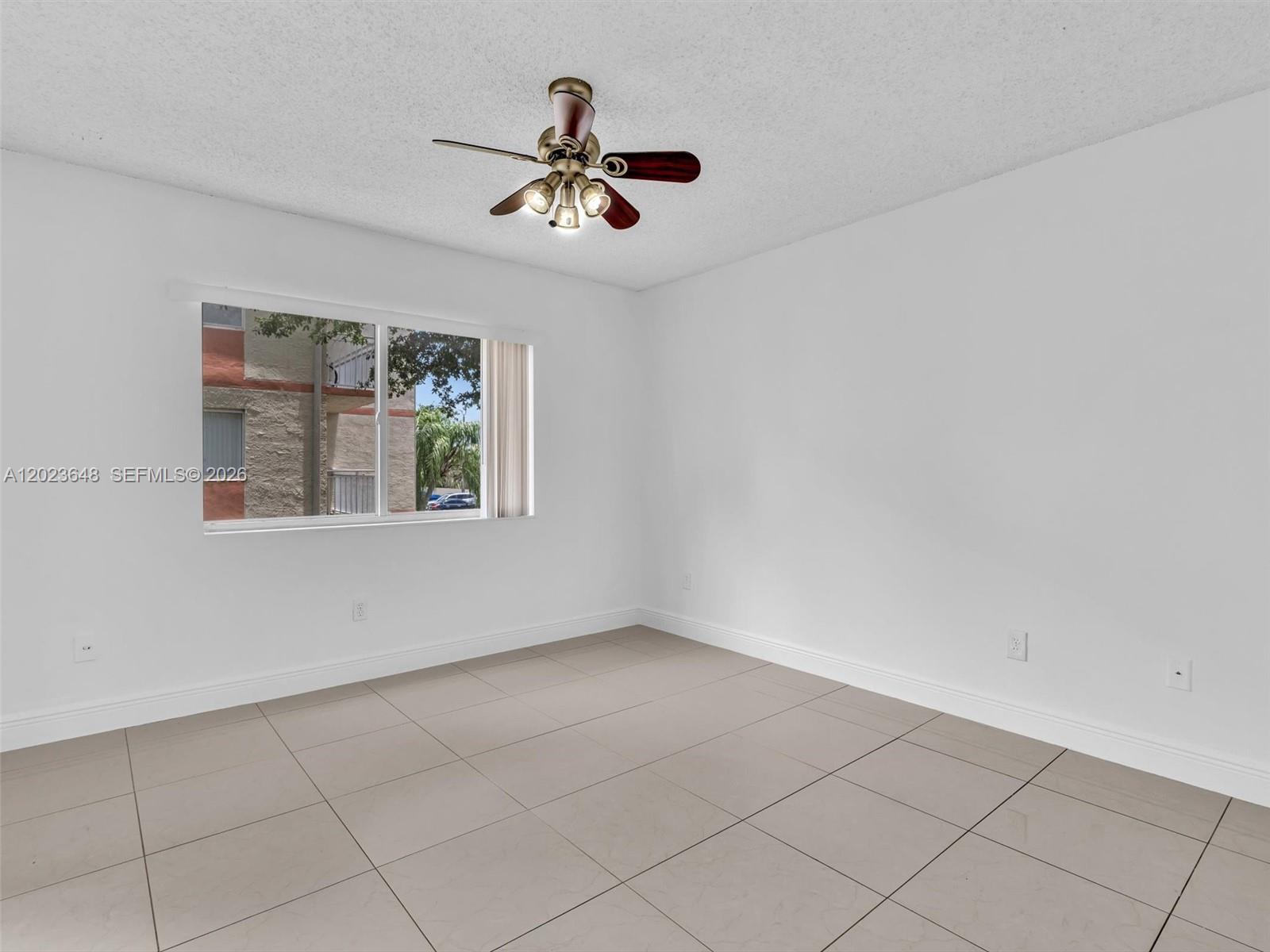 VILLA RUSTICA I CONDO - Residential