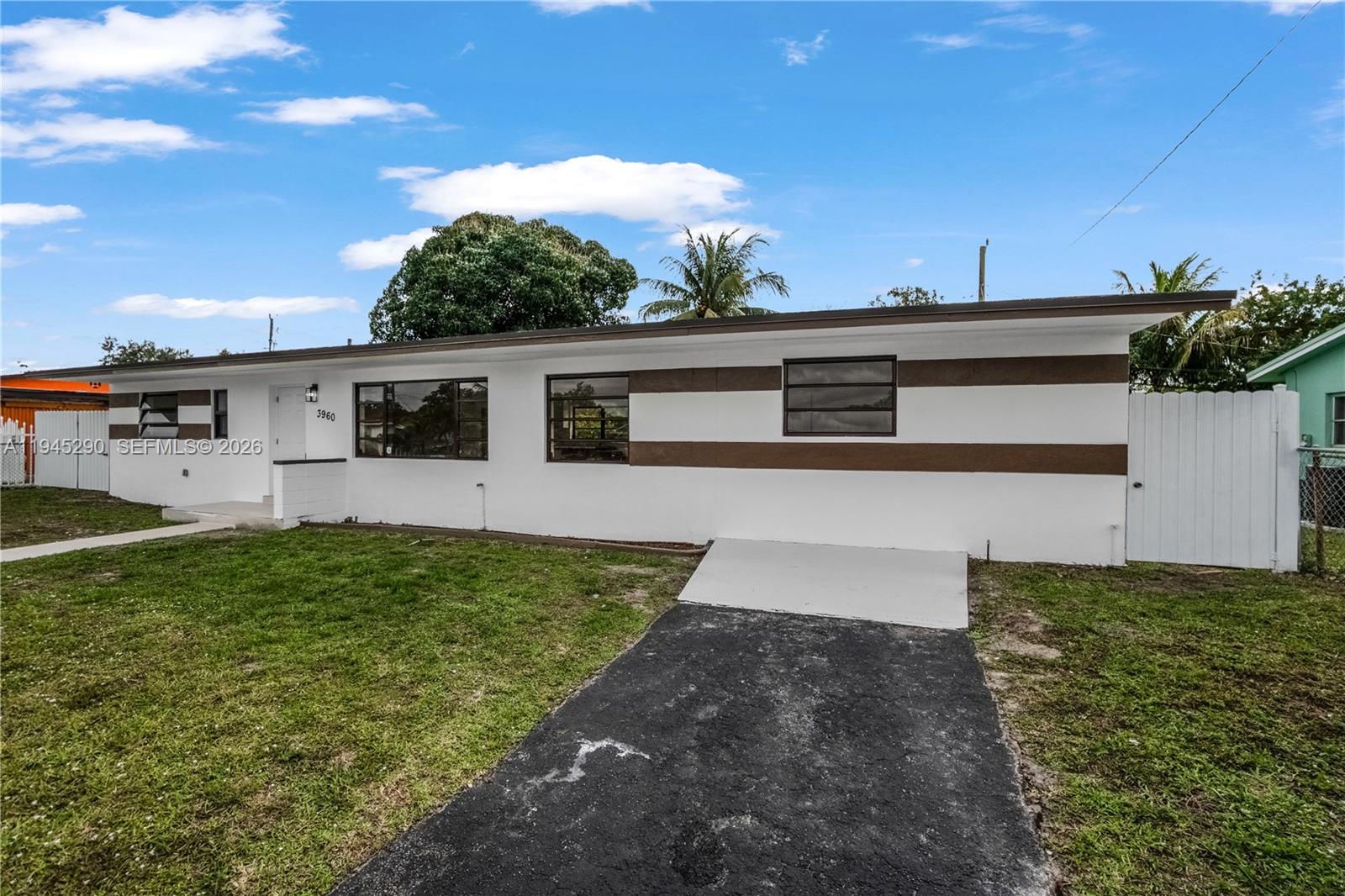 CAROL CITY REV PLAT - Residential