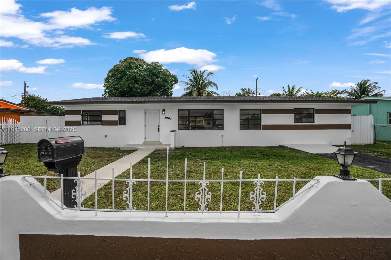 CAROL CITY REV PLAT - Residential