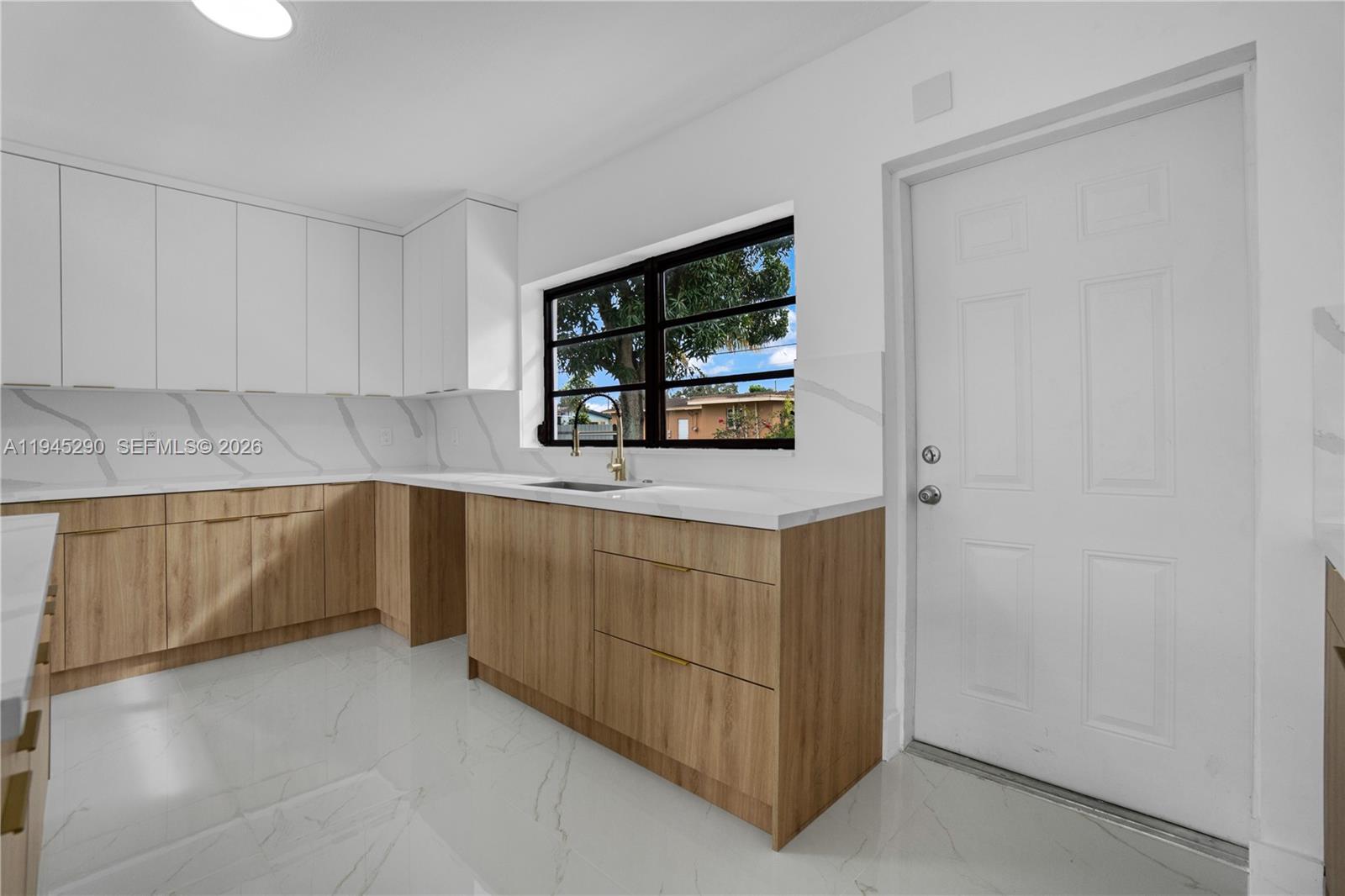 CAROL CITY REV PLAT - Residential